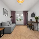 Aura 77 Zoliborz * Βαρσοβία
