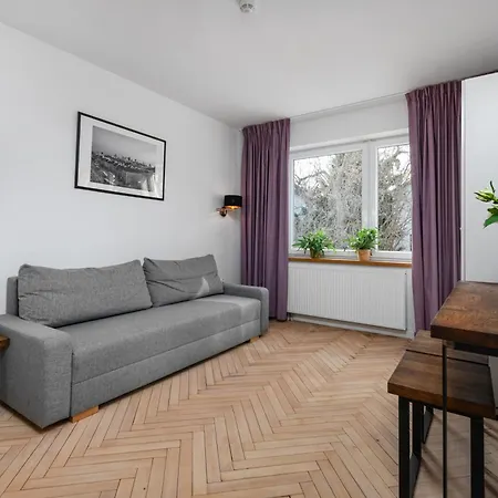Aura 77 Zoliborz Apartment