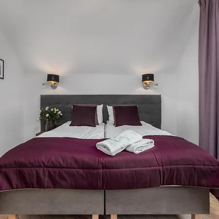 Aura 77 Zoliborz *